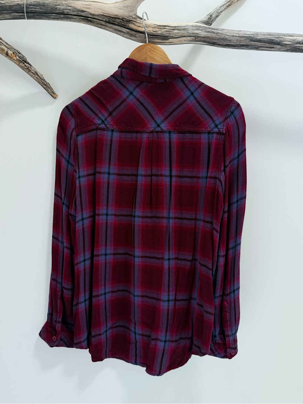 Beach Lunch Lounge | Ultra Soft Flannel Button Down Long Sleeve Top Purple Large - Picture 3 of 6